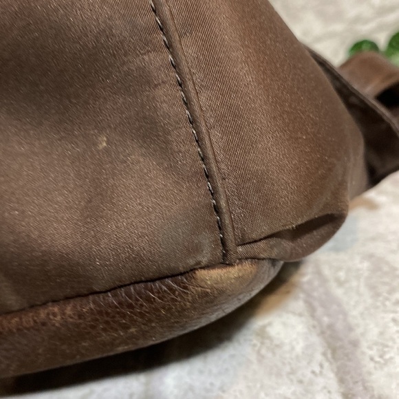 Fossil Leather Handbag with Key Brown - Picture 13 of 13